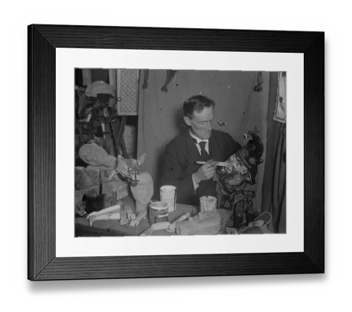 Framed Print : Full of tricks for Christmas. Mr Barbour of Camberwell, at work on a new Mr Punch Framed Print : Full of tricks for Christmas. Mr Barbour of Camberwell, at work on a new Mr Punch
