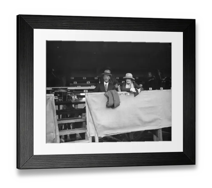 Framed Print : Hertfordshire Show at Hatfield Park Lord and Lady Chesterfield 1928 9 July 1926 Framed Print : Hertfordshire Show at Hatfield Park Lord and Lady Chesterfield 1928 9 July 1926