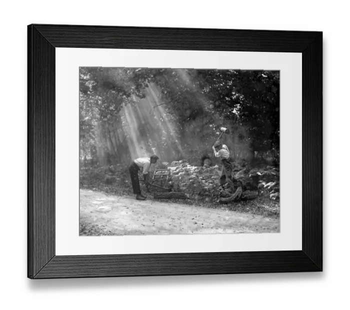 Framed Print : Charcoal burning for the trenches in the New Forest
