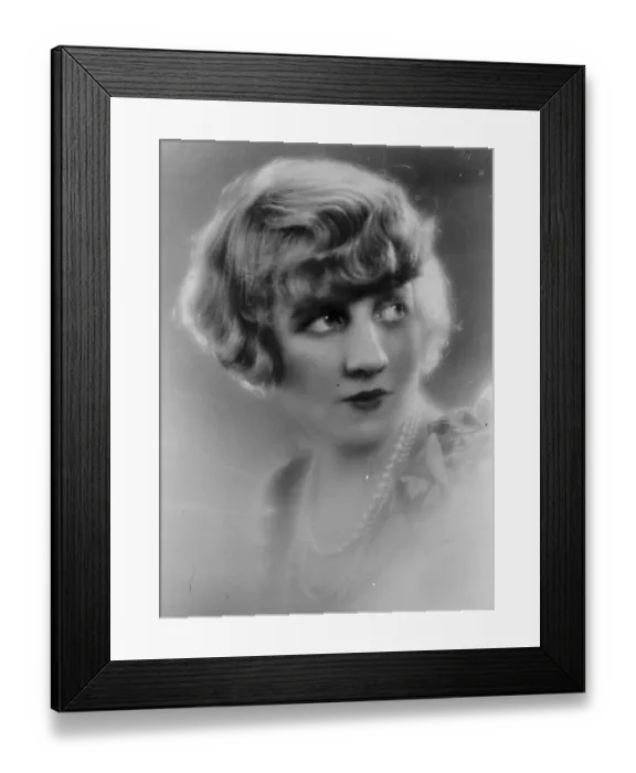 Framed Print : Mlle Huguette Duflos, of the Comedie Francaise, who will shortly be seen in London Framed Print : Mlle Huguette Duflos, of the Comedie Francaise, who will shortly be seen in London