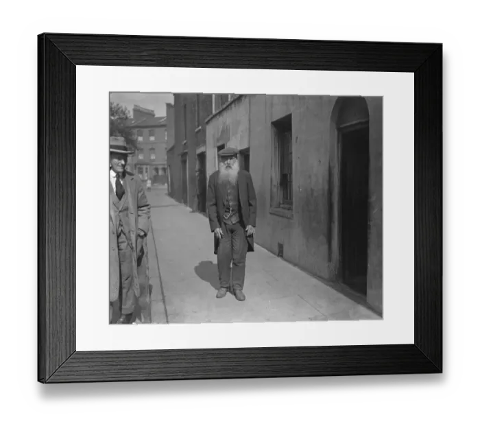 Framed Print : Walworths Stalwart Patriarch 103 and still getting about 13 September 1922 Framed Print : Walworths Stalwart Patriarch 103 and still getting about 13 September 1922