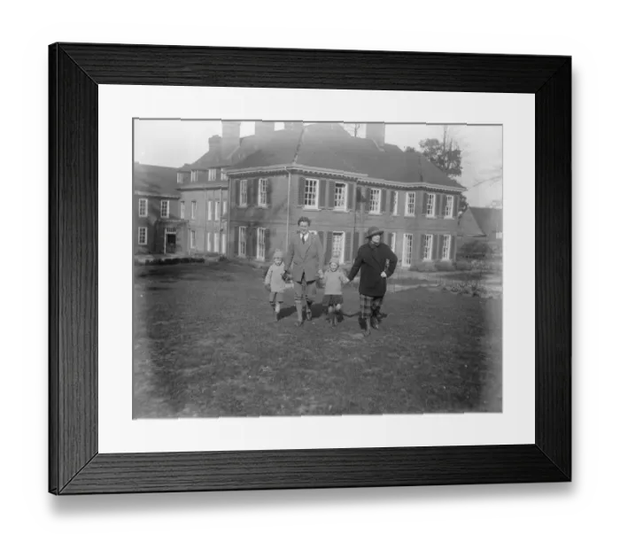 Framed Print : Popular Actorss Farm Mr Henry Ainley devotes his spare time on his farm at Chart Lodge Framed Print : Popular Actorss Farm Mr Henry Ainley devotes his spare time on his farm at Chart Lodge