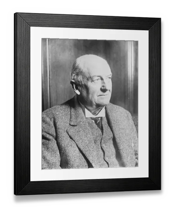 Framed Print : Peers stage romance. Lord Lyveden, the actor peer, is engaged to Miss Lynda Martell Framed Print : Peers stage romance. Lord Lyveden, the actor peer, is engaged to Miss Lynda Martell