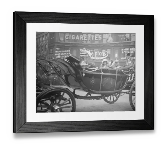 Framed Print : The Rumanian Royal visit. The King and Queen of Rumania passing by Ludgate Circus Framed Print : The Rumanian Royal visit. The King and Queen of Rumania passing by Ludgate Circus