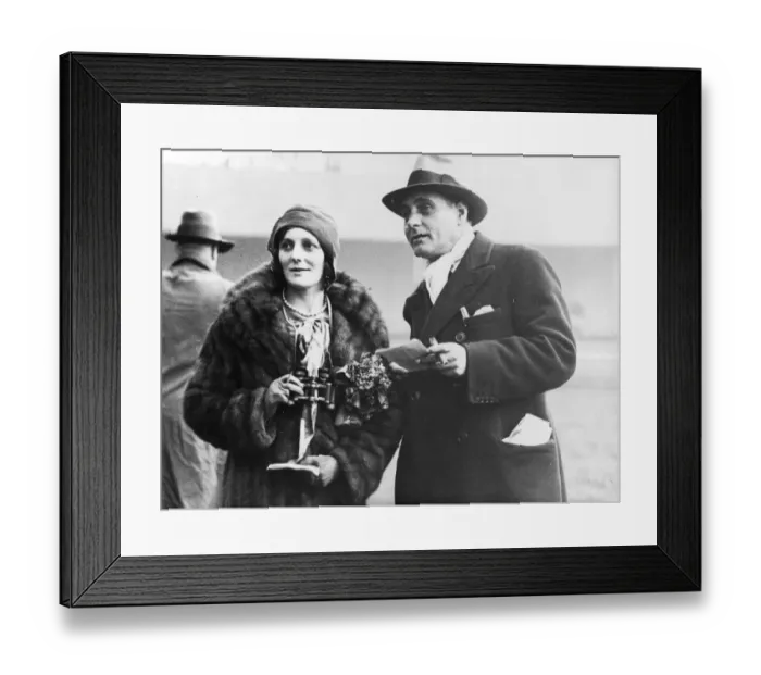 Framed Print : Pictured at the Derby races are the actors, Mr and Mrs Henry Edwards ( Mrs Edwards Framed Print : Pictured at the Derby races are the actors, Mr and Mrs Henry Edwards ( Mrs Edwards