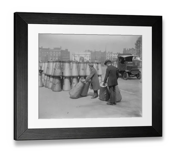 Framed Print : Volunteers at work in Hyde Park London dealing with milk supply 15 April 1921 Framed Print : Volunteers at work in Hyde Park London dealing with milk supply 15 April 1921