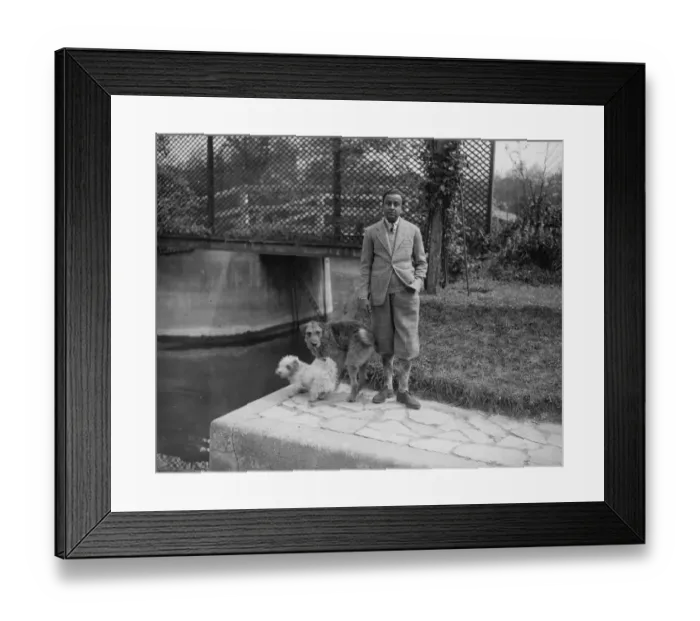 Framed Print : The Maharajah of Rajpipla at his English country home, the Manor Cottage, old Windsor Framed Print : The Maharajah of Rajpipla at his English country home, the Manor Cottage, old Windsor