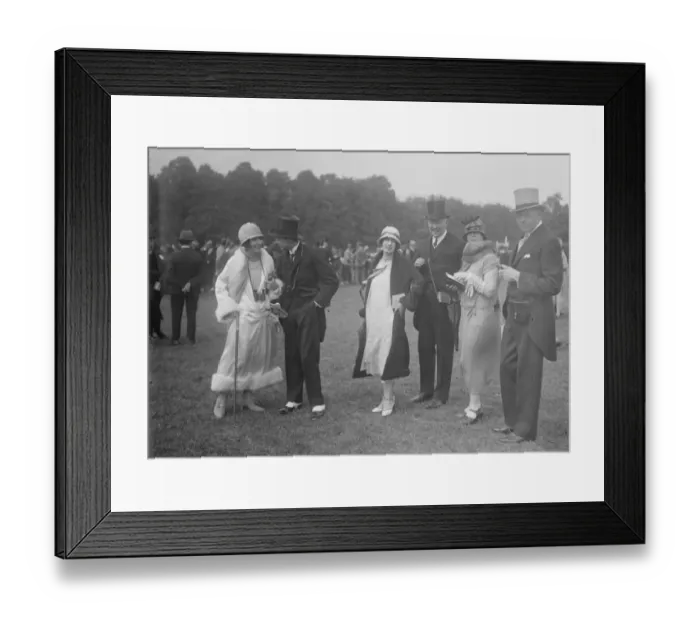 Framed Print : Oaks day at Epsom. A group including the Earl and Countess of Kinnoul, Mrs Hamilton Fellowes Framed Print : Oaks day at Epsom. A group including the Earl and Countess of Kinnoul, Mrs Hamilton Fellowes