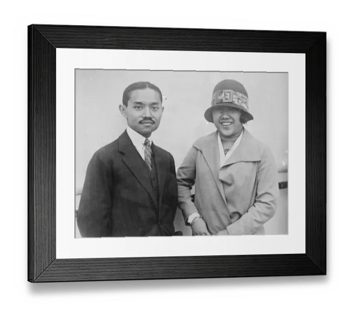 Framed Print : Prince Pragatipok, brother of the King of Siam and Princess Pragatipok 2 October 1924