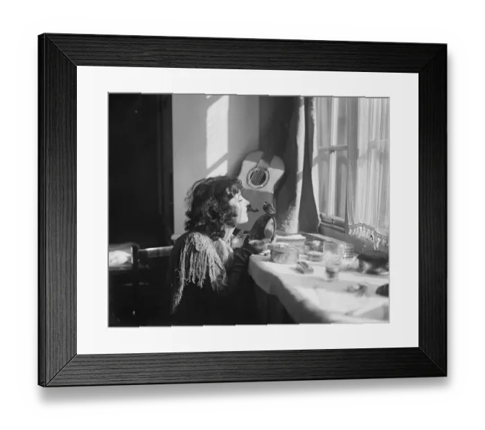 Framed Print : Dancers injured pet sparrow rescued in the park by Senorita Tina Meller. Senorita Framed Print : Dancers injured pet sparrow rescued in the park by Senorita Tina Meller. Senorita