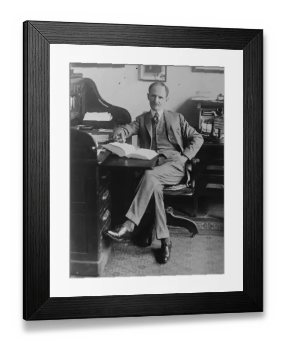 Framed Print : Brother of Al Woods gives away his business to his employees. Retiring after 20 years Framed Print : Brother of Al Woods gives away his business to his employees. Retiring after 20 years