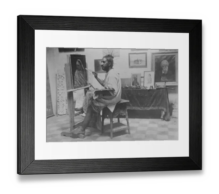 Framed Print : Uses his head as a brush pot Sirdar Sukhoharn Singh, a well known artist in India Framed Print : Uses his head as a brush pot Sirdar Sukhoharn Singh, a well known artist in India