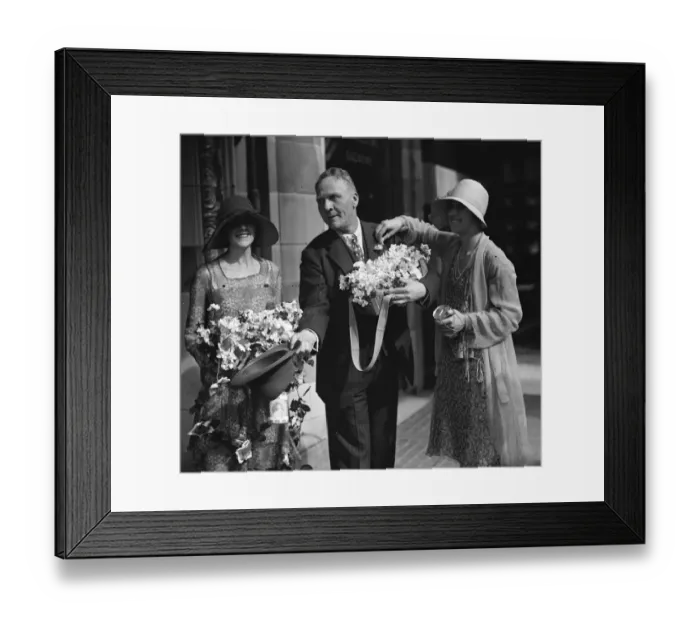 Framed Print : Great singers Rose day appeal. M Chaliapin, the great Russian singer, making Framed Print : Great singers Rose day appeal. M Chaliapin, the great Russian singer, making