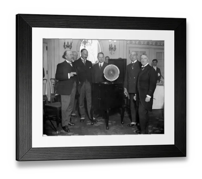 Framed Print : Demonstration of new sound recorder at the Piccadilly Hotel. Mr Arthur De Greef, Mr W