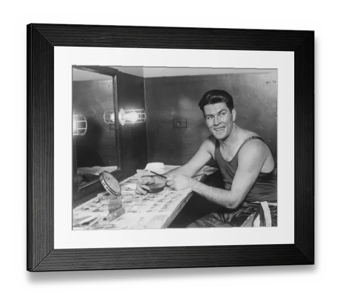 Framed Print : Worlds heavyweight champion embarks on a Vaudeville tour. Gene Tunney emphasized Framed Print : Worlds heavyweight champion embarks on a Vaudeville tour. Gene Tunney emphasized