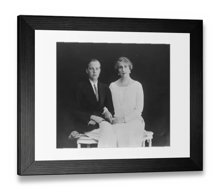 Framed Print : The Queen of Spain and her eldest son. A new photograph of HM Queen Victoria Eugenia Framed Print : The Queen of Spain and her eldest son. A new photograph of HM Queen Victoria Eugenia