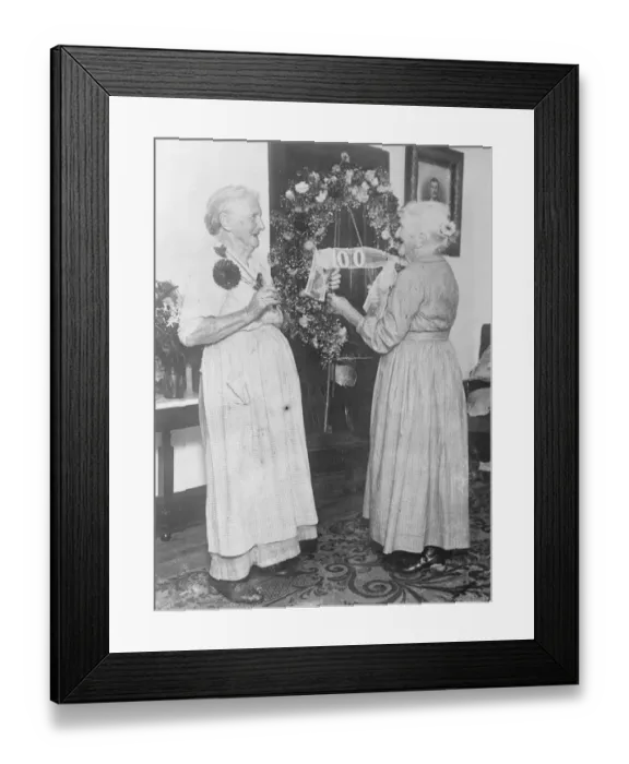 Framed Print : Decorated Horseshoe for luck on 100th Birthday Mrs Hannah Eldred of Long Island Framed Print : Decorated Horseshoe for luck on 100th Birthday Mrs Hannah Eldred of Long Island