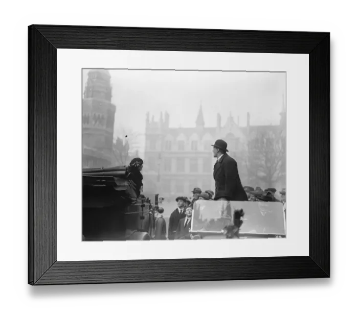 Framed Print : Lady Astors bitter fight with Labour at Plymouth. It is reported that Lady