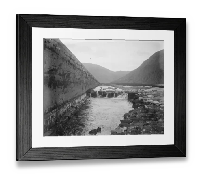 Framed Print : The Welsh disaster. The magnitude of the breach in the low level dam at Port Llwyd Framed Print : The Welsh disaster. The magnitude of the breach in the low level dam at Port Llwyd