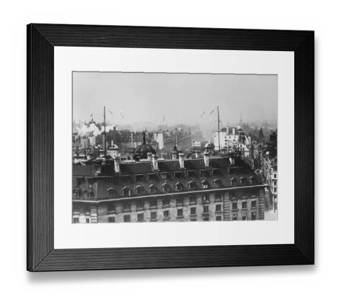 Framed Print : The aerials of 2 LO, the London Broadcasting Station at Marconi House, Strand Framed Print : The aerials of 2 LO, the London Broadcasting Station at Marconi House, Strand