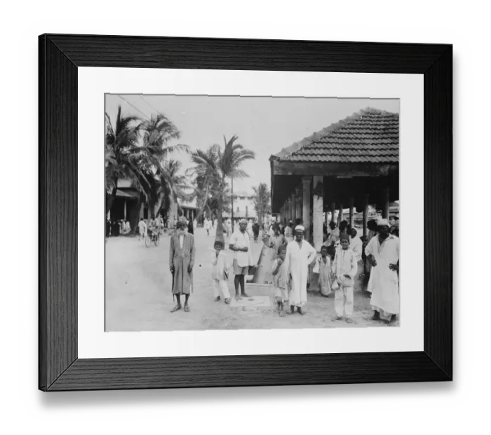 Framed Print : The Prince of Waless visit to Zanzibar. At the market place in Zanzibar. 1 Framed Print : The Prince of Waless visit to Zanzibar. At the market place in Zanzibar. 1
