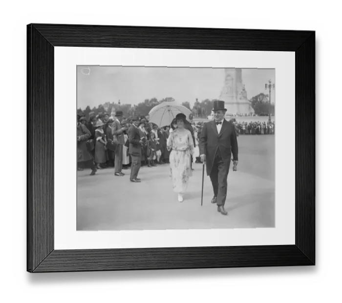 Framed Print : The Kings Garden Paty at Buckingham Palace Mr Stanton MP and his wife 21 July 1922 Framed Print : The Kings Garden Paty at Buckingham Palace Mr Stanton MP and his wife 21 July 1922