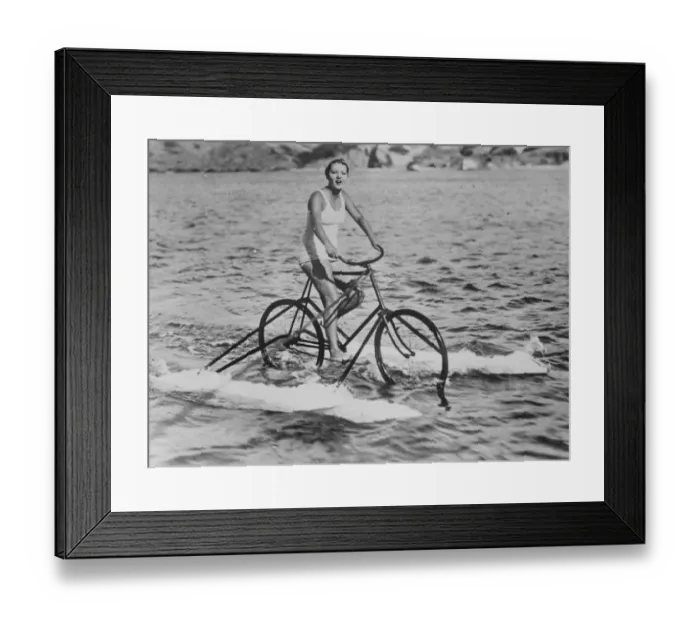 Framed Print : Pretty Hollywood beauty introduces a new watersport. Dorothy Mackail star of many Framed Print : Pretty Hollywood beauty introduces a new watersport. Dorothy Mackail star of many