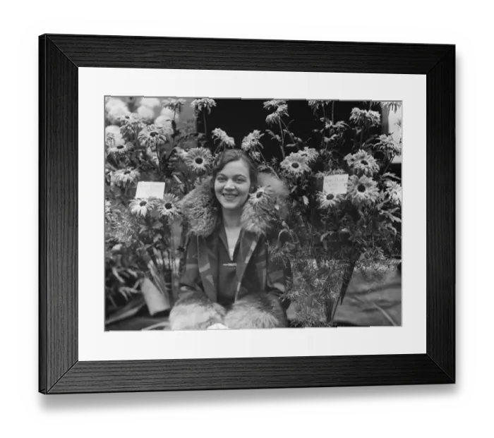 Framed Print : Royal Horticultural Show at Horticultural Hall. Miss Edith Day with Rose Marie Framed Print : Royal Horticultural Show at Horticultural Hall. Miss Edith Day with Rose Marie