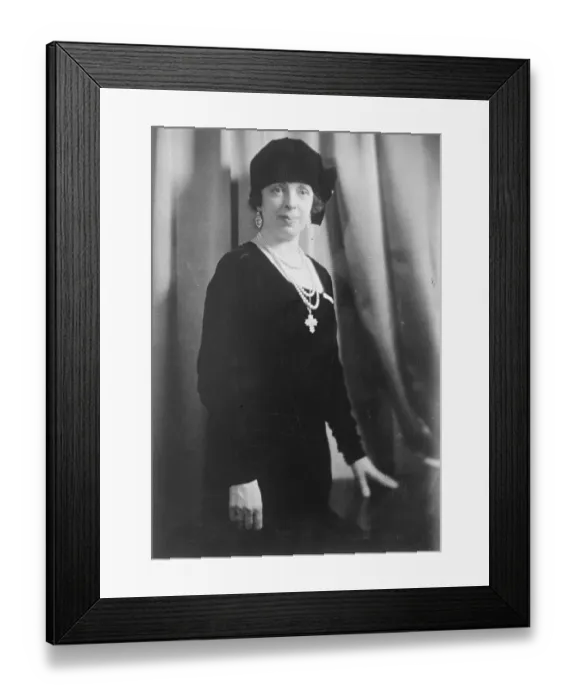Framed Print : Lady Kylsant. Portrait. 1928 wife of Sir Owen Cosby Philipps Framed Print : Lady Kylsant. Portrait. 1928 wife of Sir Owen Cosby Philipps