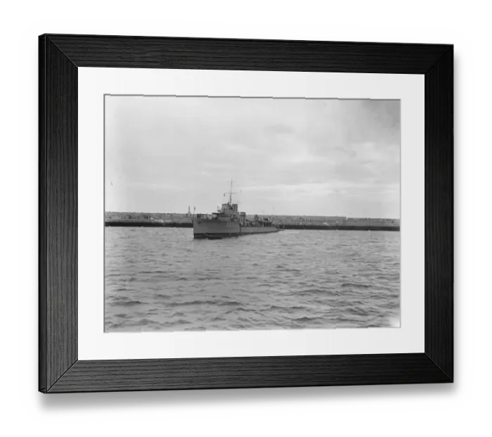Framed Print : The great Dublin battle HMS Vortigern (D37) in Knightstone harbour. 28 June 1922 Framed Print : The great Dublin battle HMS Vortigern (D37) in Knightstone harbour. 28 June 1922