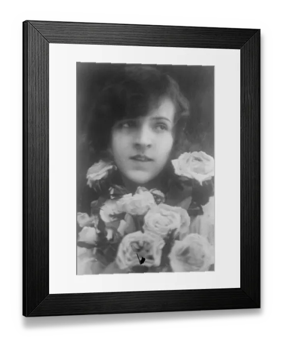 Framed Print : Countess Barbieri. Roses for remembrance. 3 September 1928 Framed Print : Countess Barbieri. Roses for remembrance. 3 September 1928