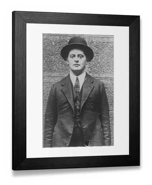 Framed Print : Information wanted by Scotland Yard. Henry Dunbar, aged 31, commission agent Framed Print : Information wanted by Scotland Yard. Henry Dunbar, aged 31, commission agent
