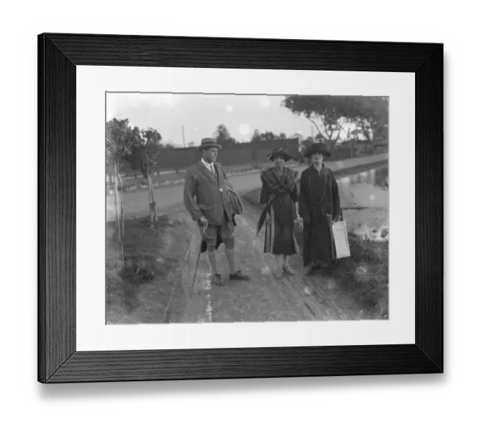 Framed Print : The Cairo Season, Egypt. Mr and Mrs Geofrey Laird Clowes and Lady Laird Clowes 28th Framed Print : The Cairo Season, Egypt. Mr and Mrs Geofrey Laird Clowes and Lady Laird Clowes 28th
