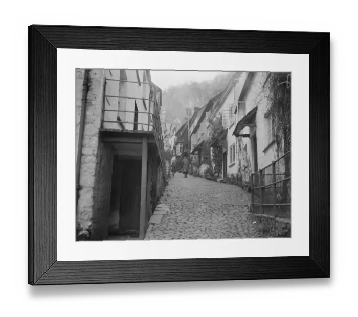Framed Print : The main street in Clovelly, Devon. 1925 Framed Print : The main street in Clovelly, Devon. 1925