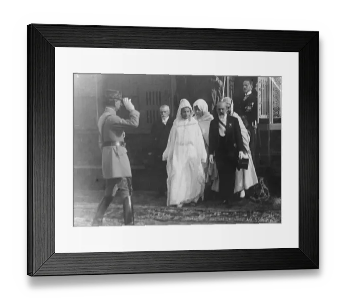 Framed Print : Casablanca welcomes new Sultan. Sidi Mohammed, the young new Sultan of Morocco Framed Print : Casablanca welcomes new Sultan. Sidi Mohammed, the young new Sultan of Morocco