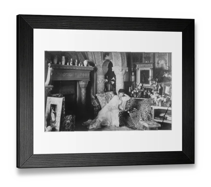 Framed Print : The Queen of Rumania. In the Moorish Hall of Cotroceni Castle. 10 December 1926