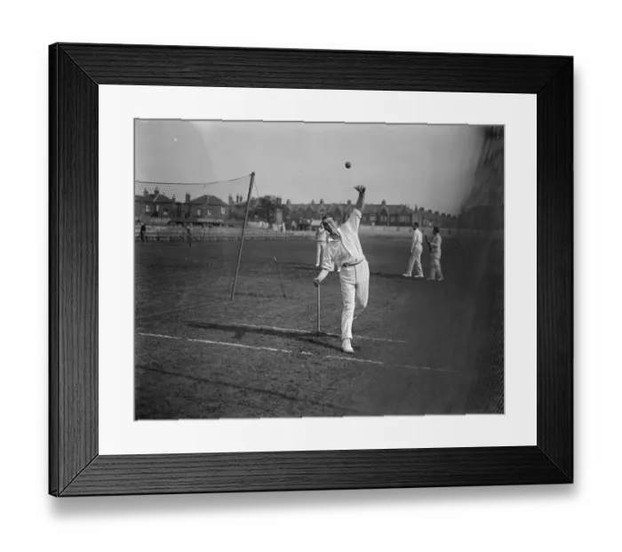 Framed Print : Essex cricketers prepare for the coming season. Joe Hipkin, the left handed bowler Framed Print : Essex cricketers prepare for the coming season. Joe Hipkin, the left handed bowler