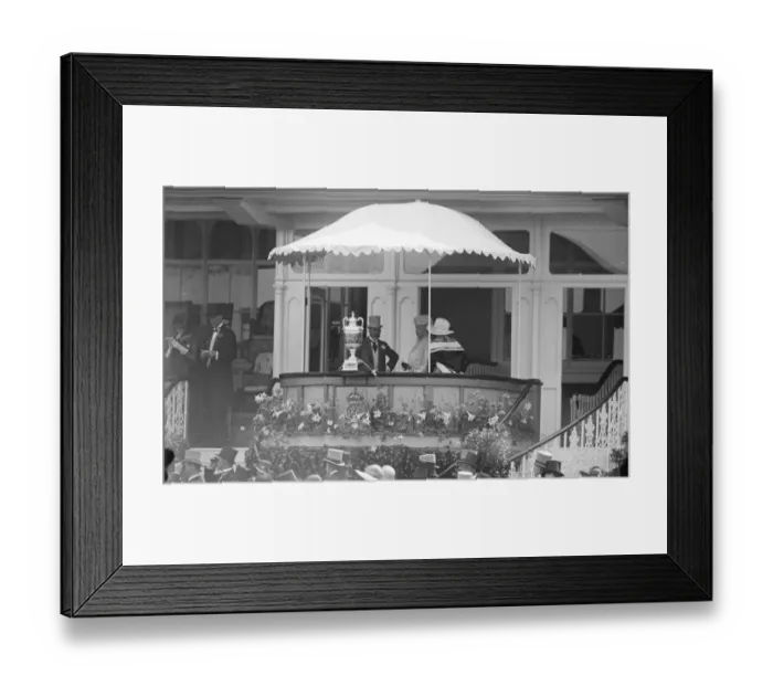 Framed Print : Royal Ascot. The King and Queen in the Royal box. 18 June 1924 Framed Print : Royal Ascot. The King and Queen in the Royal box. 18 June 1924