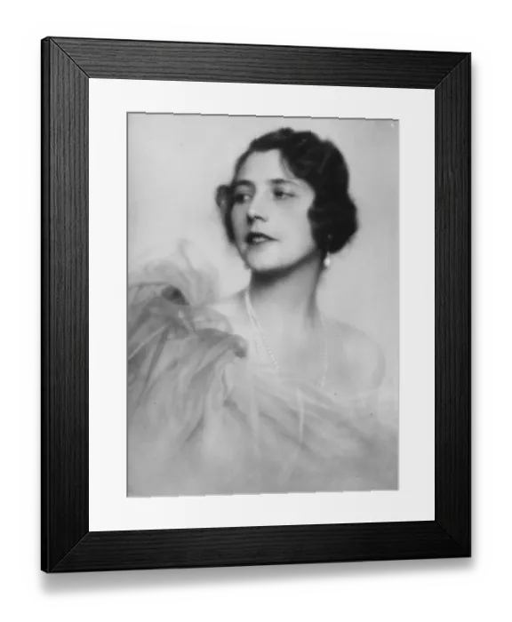Framed Print : Viennese sportswoman in England. Mme Liesl Schindler, the Viennese aportswoman Framed Print : Viennese sportswoman in England. Mme Liesl Schindler, the Viennese aportswoman