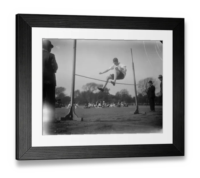 Framed Print : Middlesex ladies AC held at Stamford Bridge. Mrs Elliott Lynn winning the high jump Framed Print : Middlesex ladies AC held at Stamford Bridge. Mrs Elliott Lynn winning the high jump