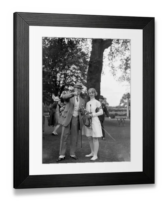 Framed Print : Ladies Fencing at Ranelagh. Sir George Hastings and Mrs Minton. 9 June 1928 Framed Print : Ladies Fencing at Ranelagh. Sir George Hastings and Mrs Minton. 9 June 1928