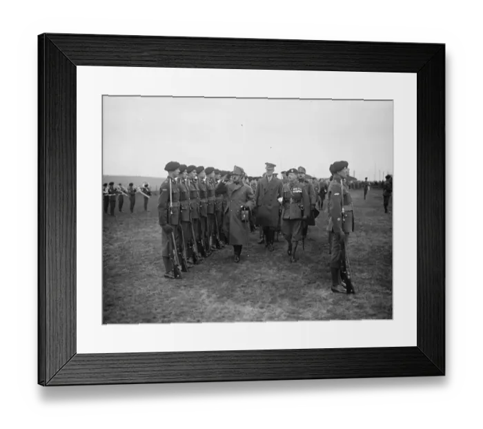 Framed Print : King Amanullah watches tank battle at Lulworth, Dorset. 20 March 1928 King Amanullah