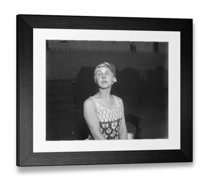 Framed Print : Lydia Lopokova, the famous danseuse. 25 November 1926 Framed Print : Lydia Lopokova, the famous danseuse. 25 November 1926
