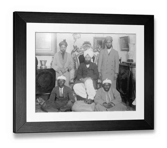 Framed Print : Head of Ahmadia movement in Islam hold reception in London. His Holiness the Khalifa tul masiah Framed Print : Head of Ahmadia movement in Islam hold reception in London. His Holiness the Khalifa tul masiah