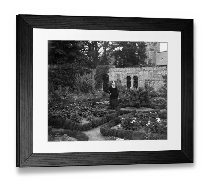 Framed Print : Mrs Sybil Beaumont, woman Seigneur of Sark, ( later, Mrs Sybil Hathaway, Dame Framed Print : Mrs Sybil Beaumont, woman Seigneur of Sark, ( later, Mrs Sybil Hathaway, Dame