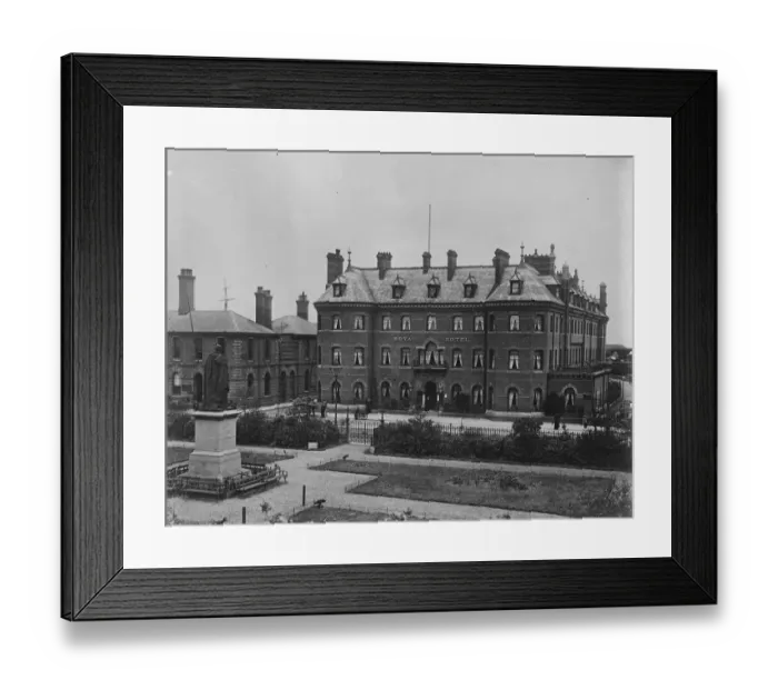 Framed Print : Royal Hotel, Grimsby. 22 January 1926 Framed Print : Royal Hotel, Grimsby. 22 January 1926