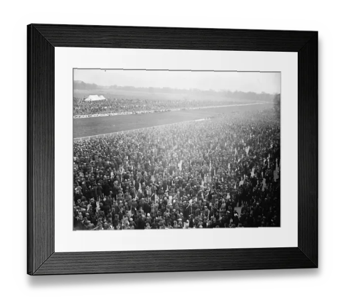 Framed Print : Racing at Kempton Park. Watching the race for the Queens prize. 18 April 1927 Framed Print : Racing at Kempton Park. Watching the race for the Queens prize. 18 April 1927