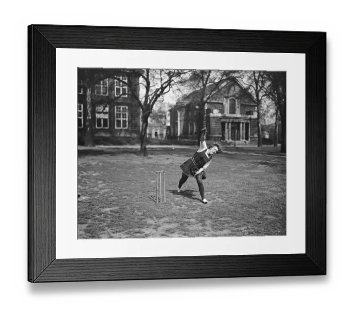Framed Print : Bedford College girls cricket practice 5 May 1923 Framed Print : Bedford College girls cricket practice 5 May 1923