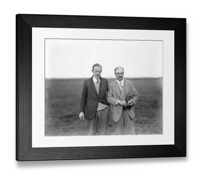 Framed Print : The last eight in the amateur Golf Championships at Deal, Kent. Left to right Framed Print : The last eight in the amateur Golf Championships at Deal, Kent. Left to right