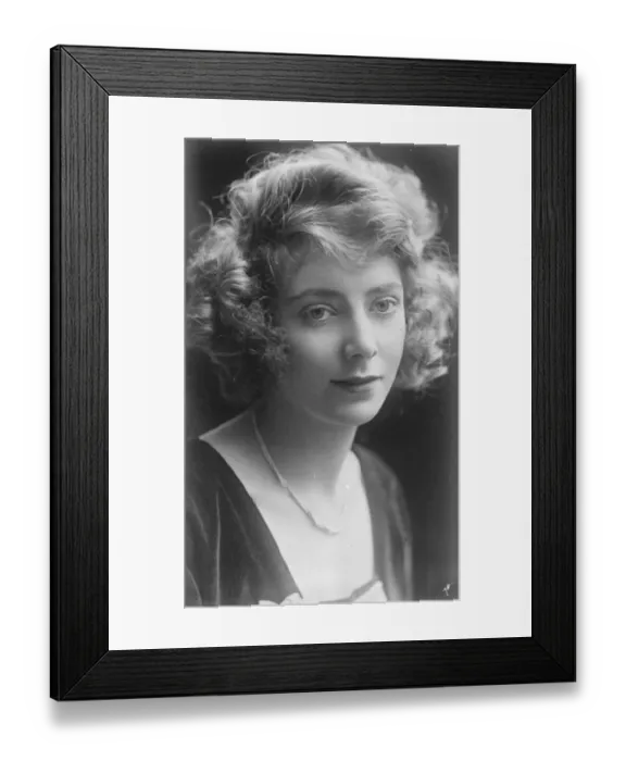Framed Print : Film star to kick off at hospital football match. Miss Temple Bell, the well known film star Framed Print : Film star to kick off at hospital football match. Miss Temple Bell, the well known film star
